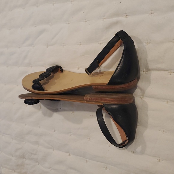 Jack Rogers Daphne Medallion Sandals Flat with Ankle Straps - Picture 5 of 6